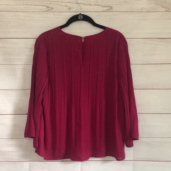 Cece Fuscia Pleated Blouse XS - Picture 3 of 4